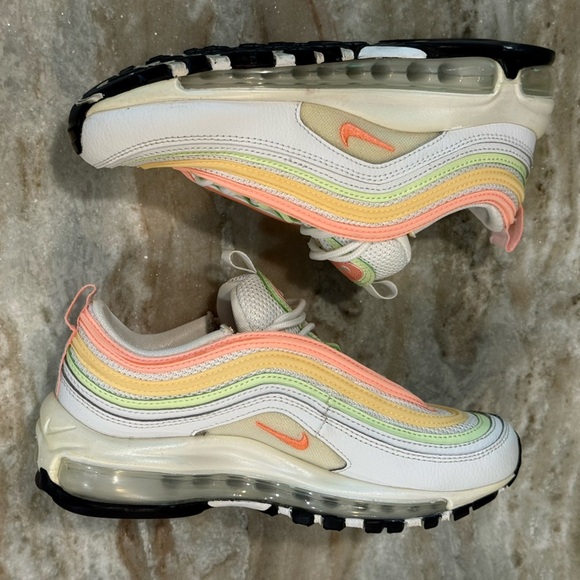 Women’s NIKE Air Max 97 Melon tint/Barely volt/Atomic pink. Size 5.5 - Picture 10 of 11